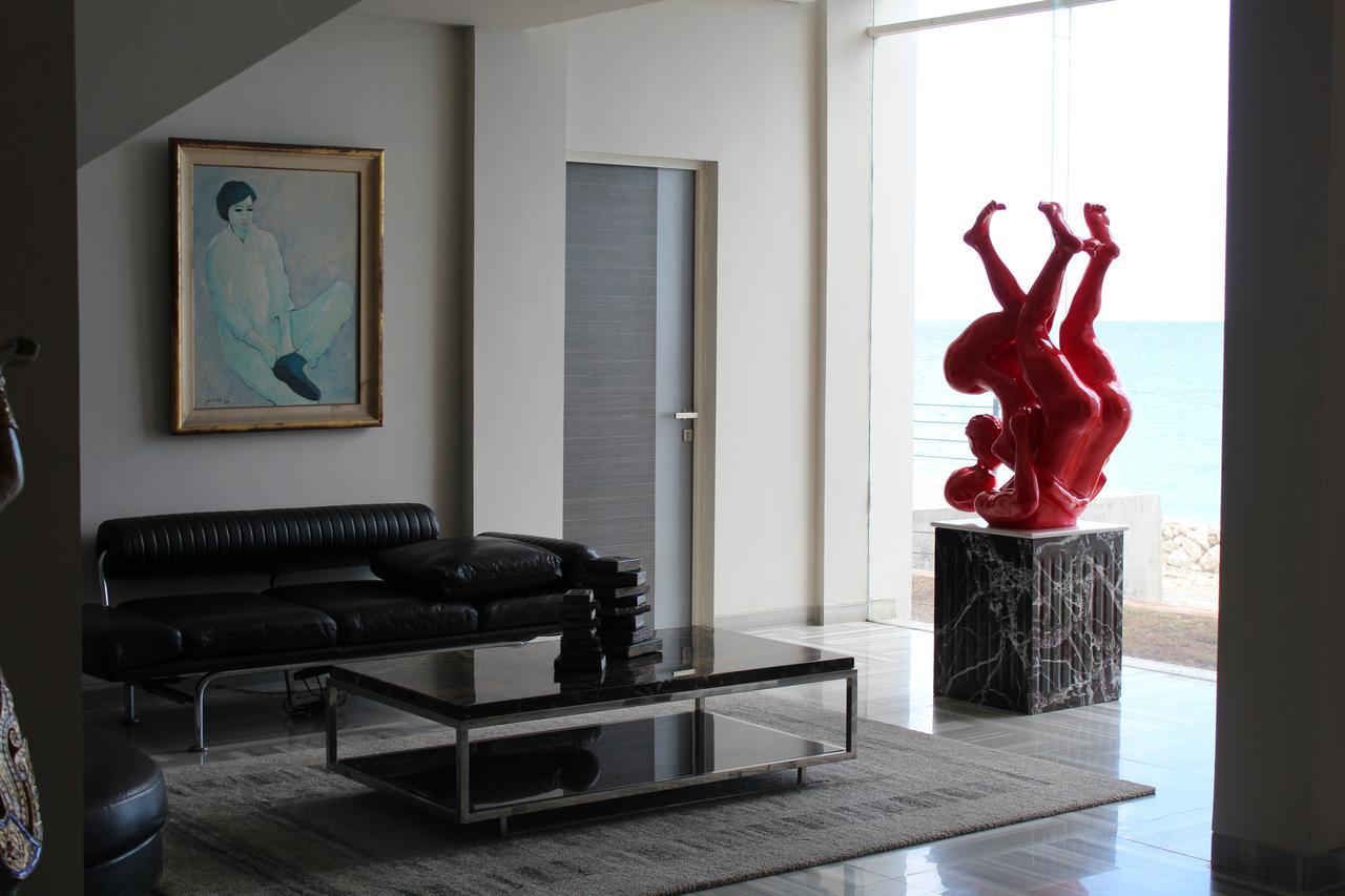 M Hotel Kupang Kupang  Dış mekan fotoğraf
